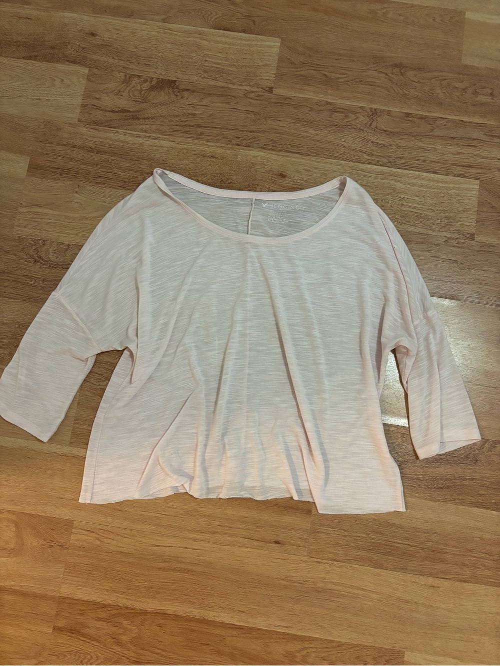 American Eagle Light Pink 3/4 Sleeve Top